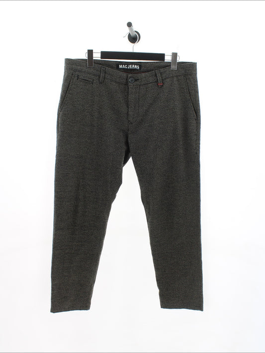 96d20bbff384636c60e7740a50a9f702