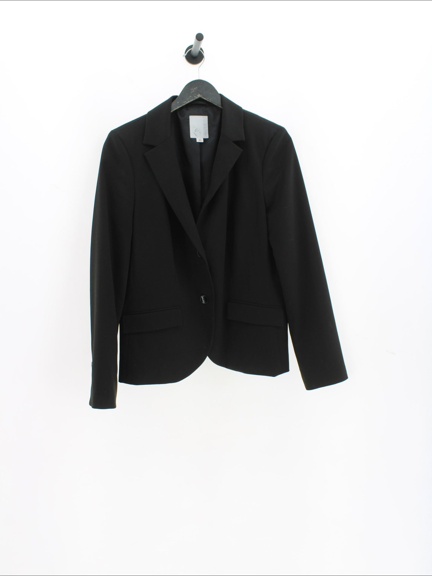 9261d2f8390bee0a6c2bc389fc15863b