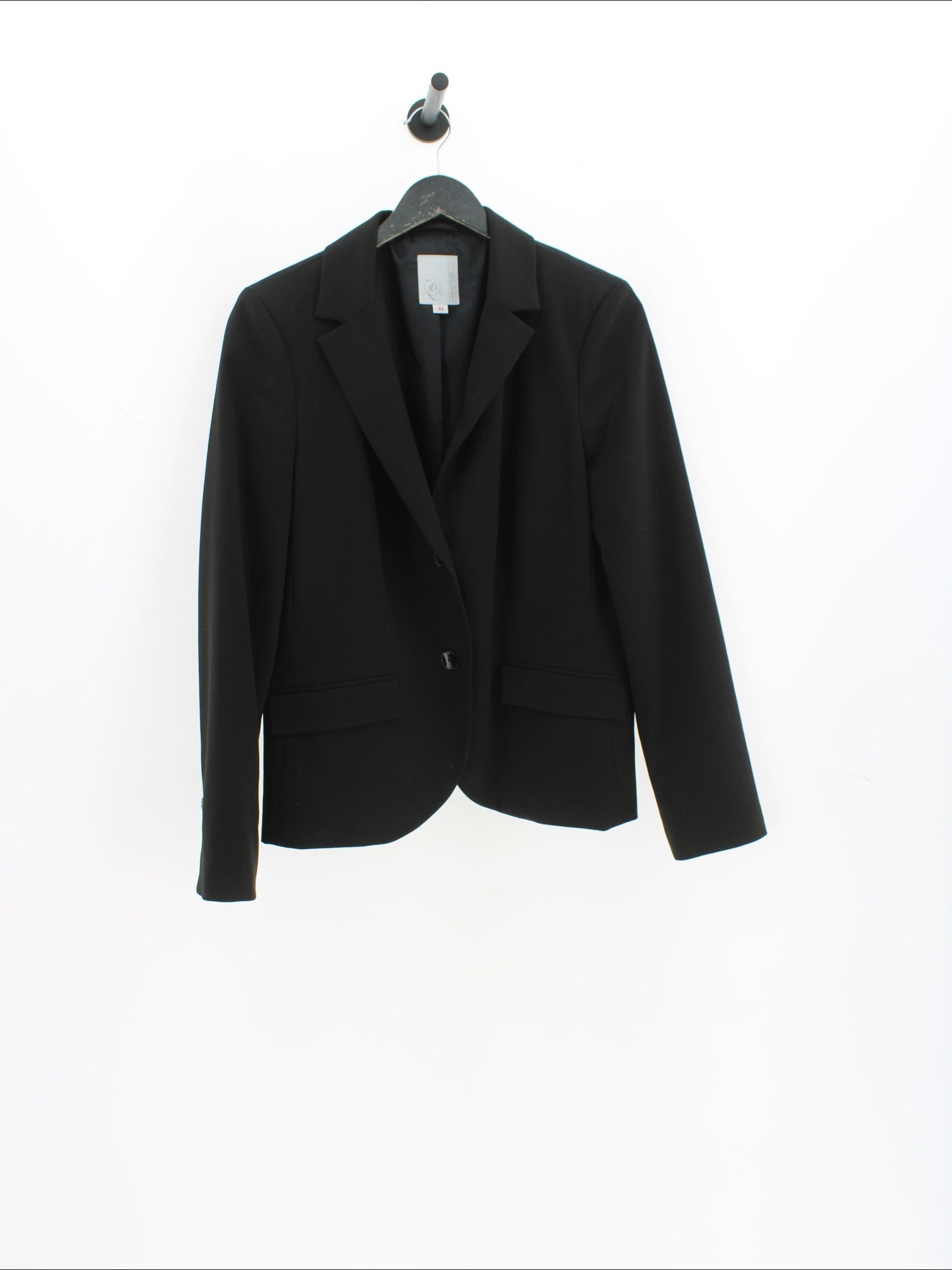 9261d2f8390bee0a6c2bc389fc15863b