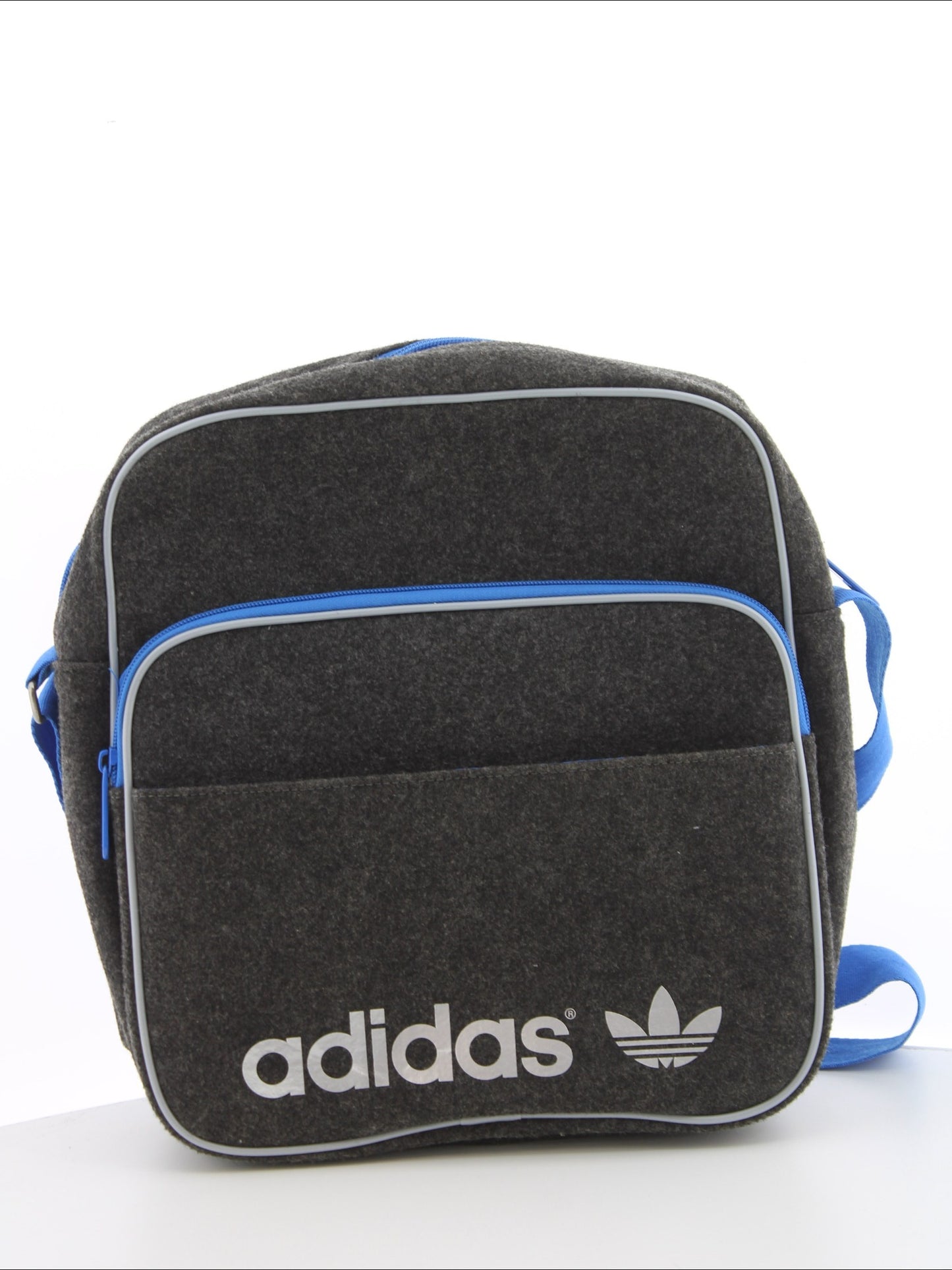 Torebka adidas Rozmiar: uniwersalny