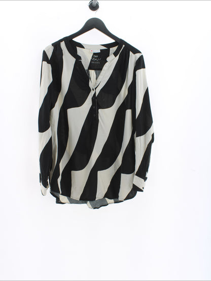 da3292e5b6fe6dedb943fa3268f8532f