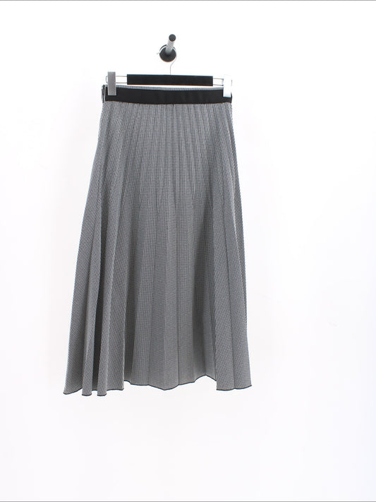 7272e13ea5365e449a75164546a39b51