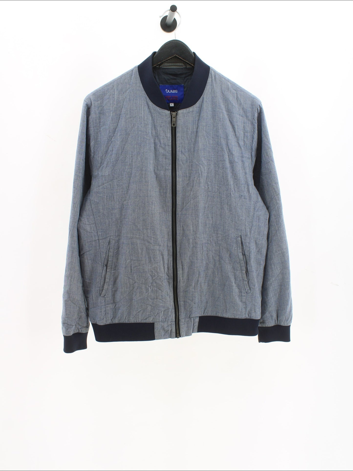 d07bdf939059c4a50dc60631f992411b