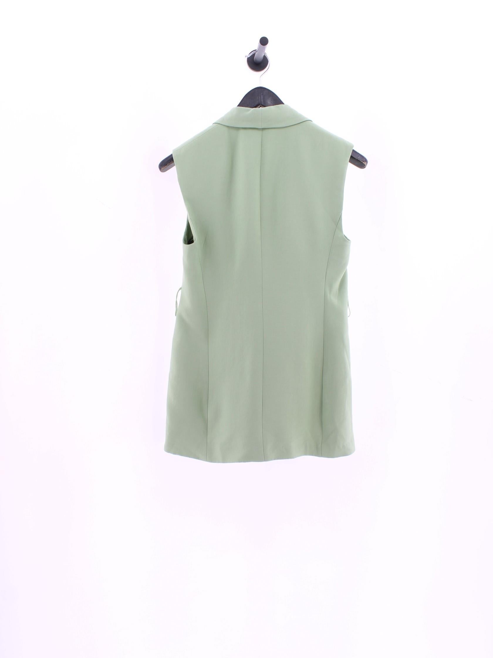 0d4288399f751a83b3e747a0e8353982