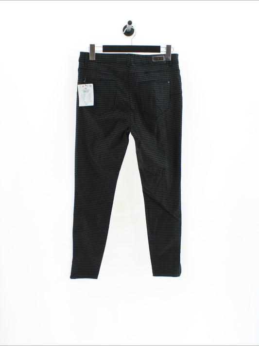 4847fedee8a71561c3c397655be4b946