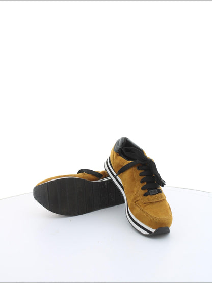 d452ebe6b89a22acdf2d72a2a4d27bb6