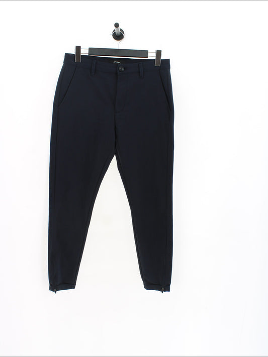 c41ca19844e17e6bcbb5c184f32a7d75