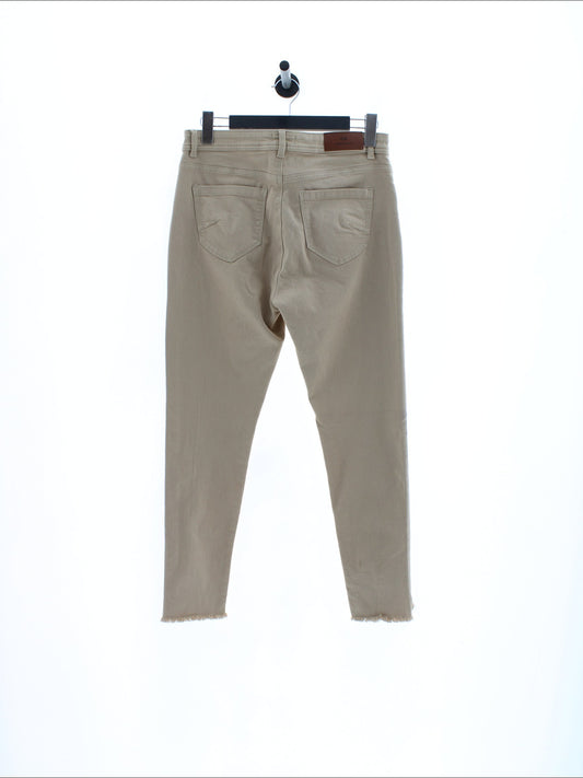 3a5fc5b908e0470b16854d07358a2049