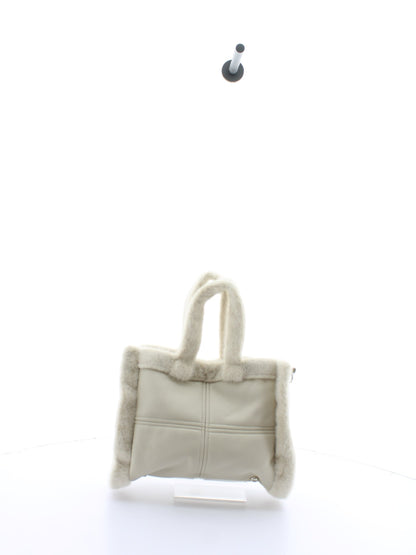 2d09ce24f02582fcafeb503aeb29c923