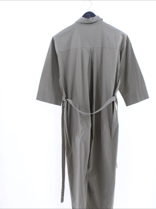 7bb3cdd7705ae3944abe5da2f8b7542f