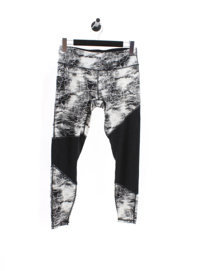 e59d8653d37c3e4c77fcf2863539f0d3