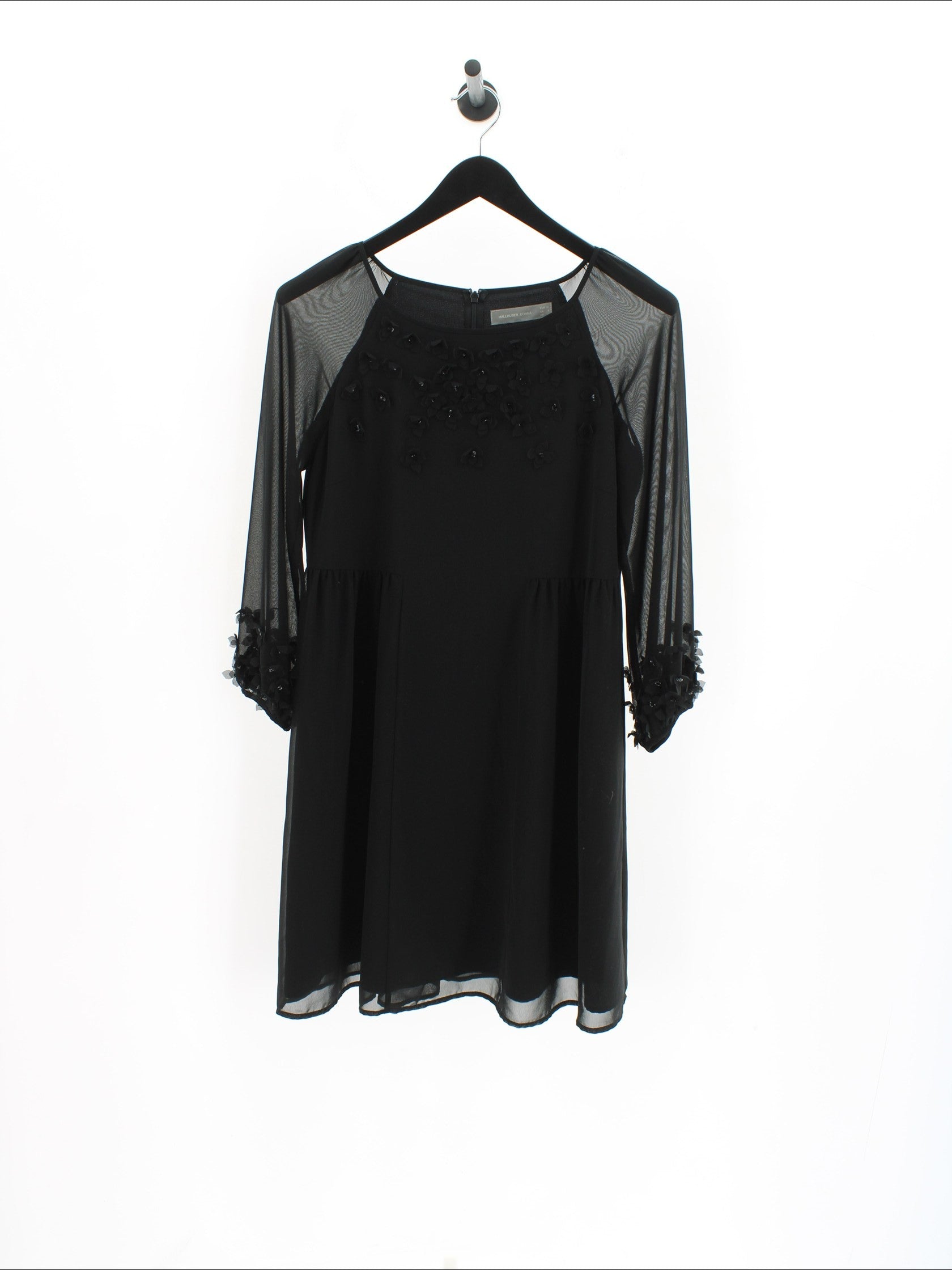 98e340947f4ab8a7c5c8b6db14ad18bc