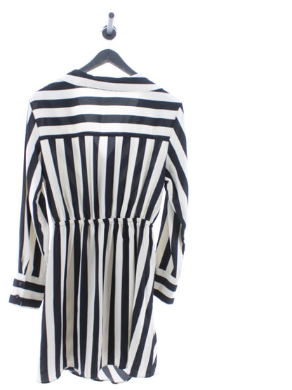 a8667590207921b89578bed2d7d3d923