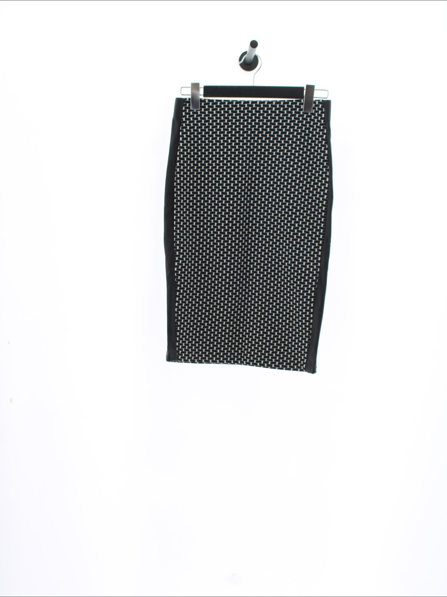 ff9acc3619e1bf729349ff4c9e826bea