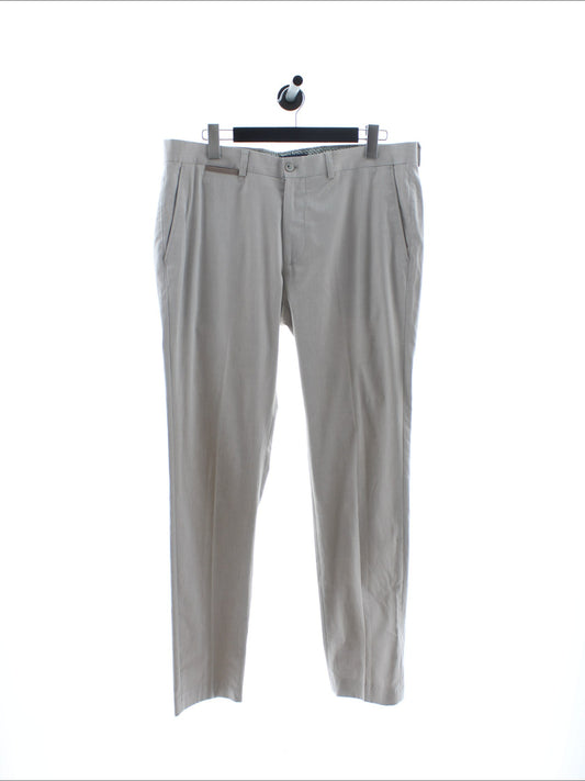 e5f90e56214efa648ce5176cf7069736