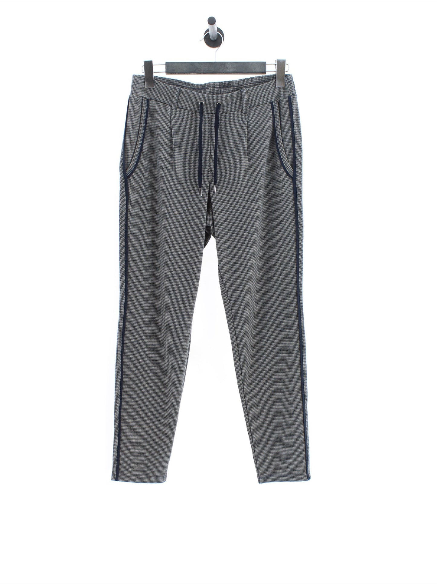 f36e1bf7b8ea91617eb370007b22e9b9