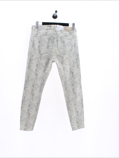 16c89cafa37297df376c445de6151ea6