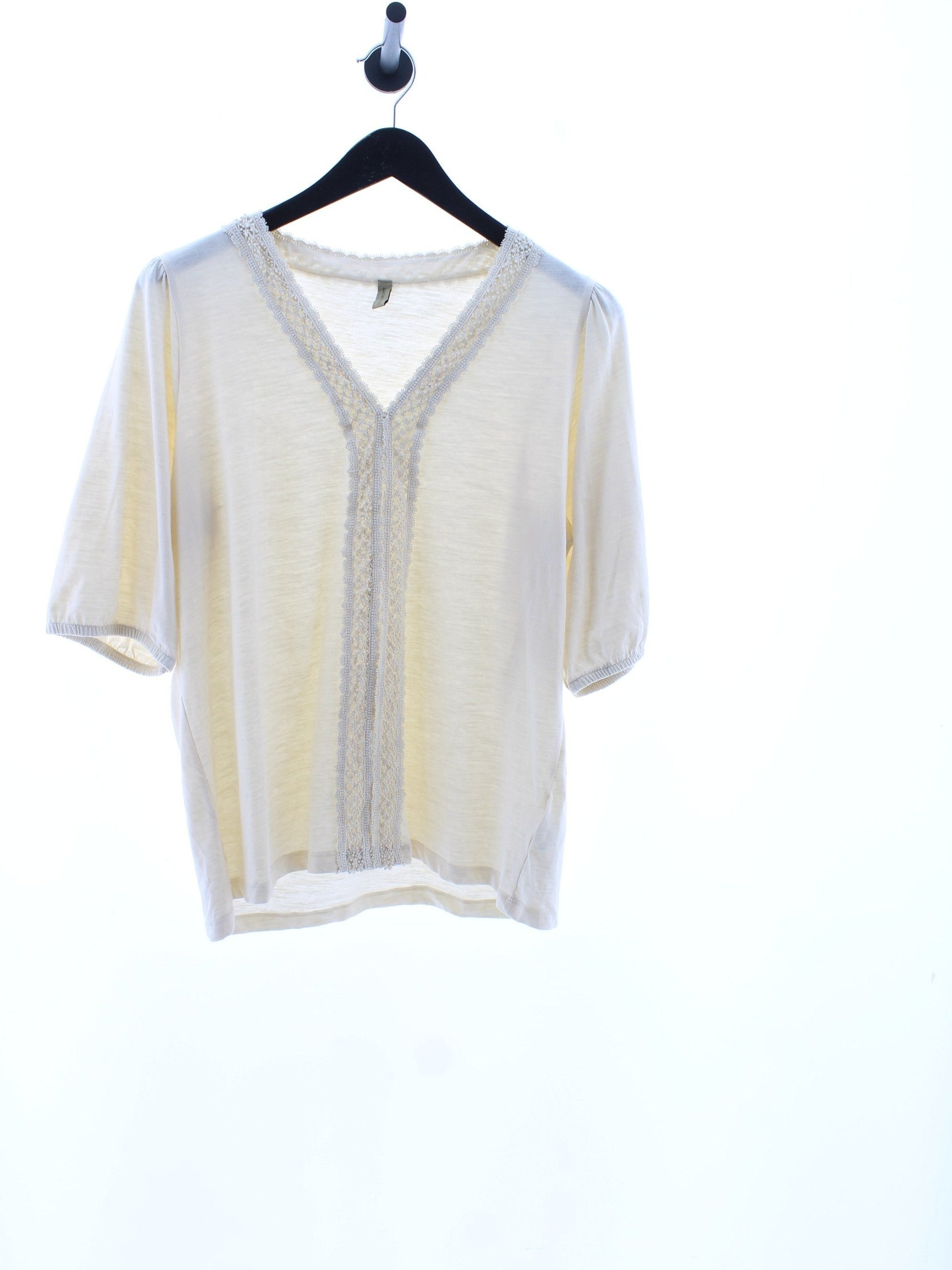 acfb591619b0d75448b427aa261ced79