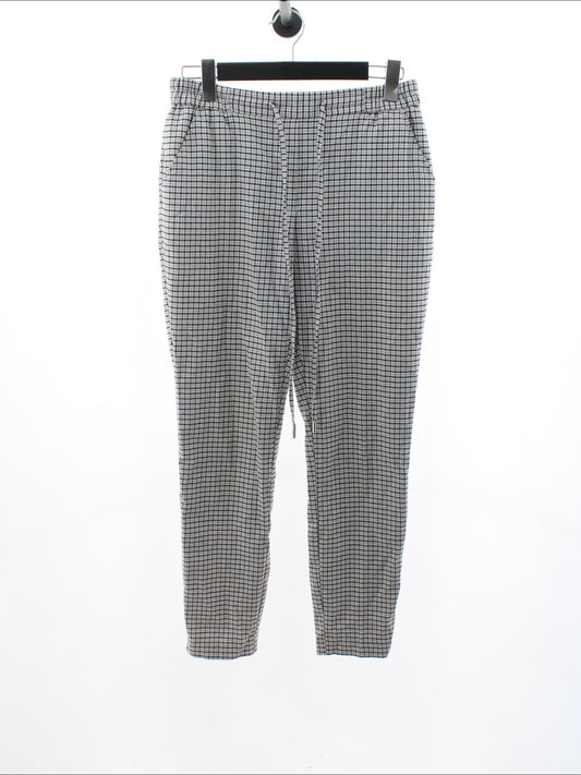 9b6ae9715a75f5d791eb3b1a9ed701ba