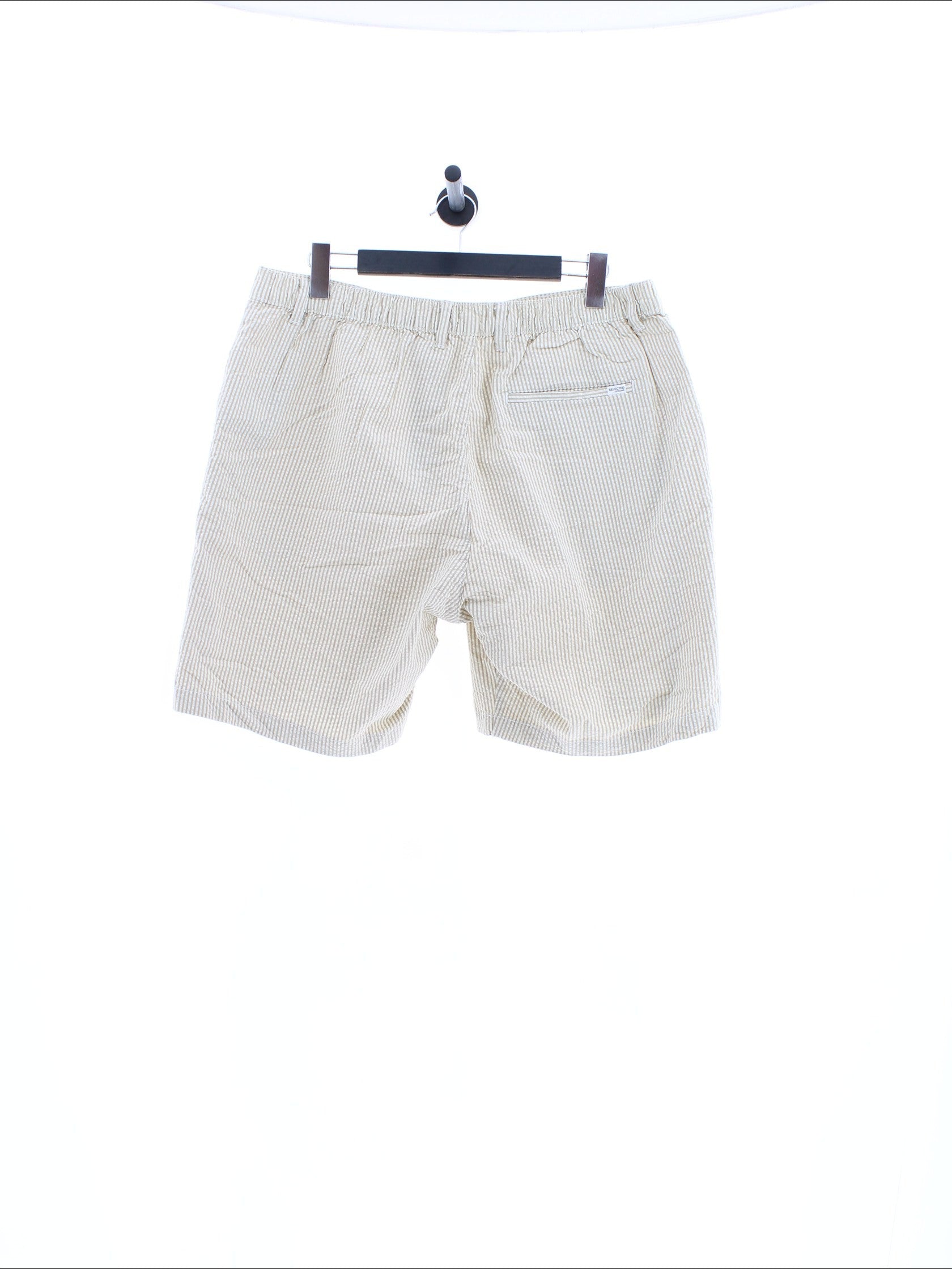 258a43a1321f97cba5f76db18366e675