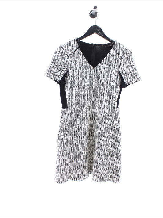 dd10bca48f5ac2434d9ef7277f7503ef