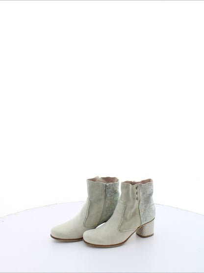 fa24f88abddb26a699353381ddc645ef