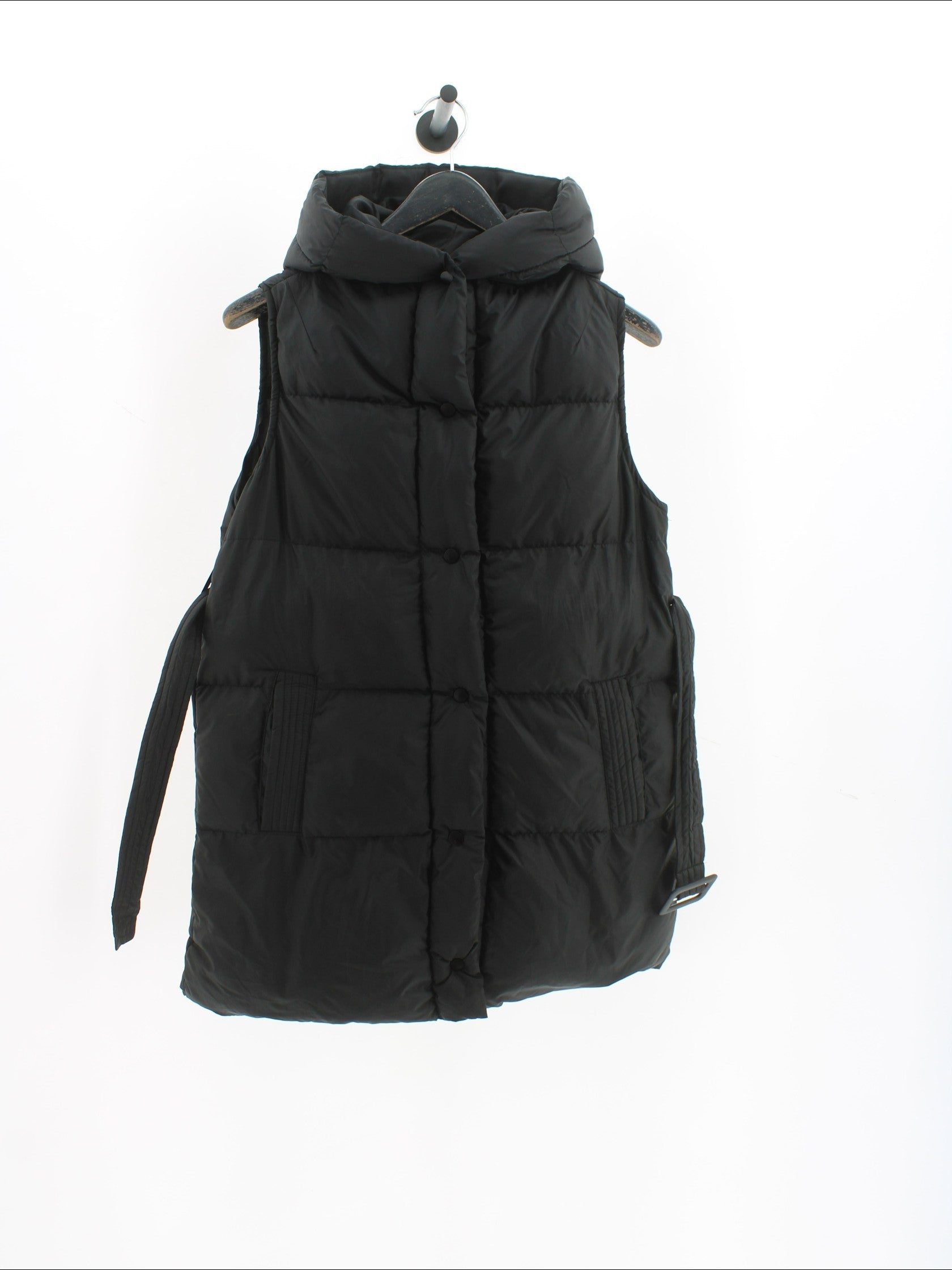 374d56f41e3fde256ea8d095a938d28d