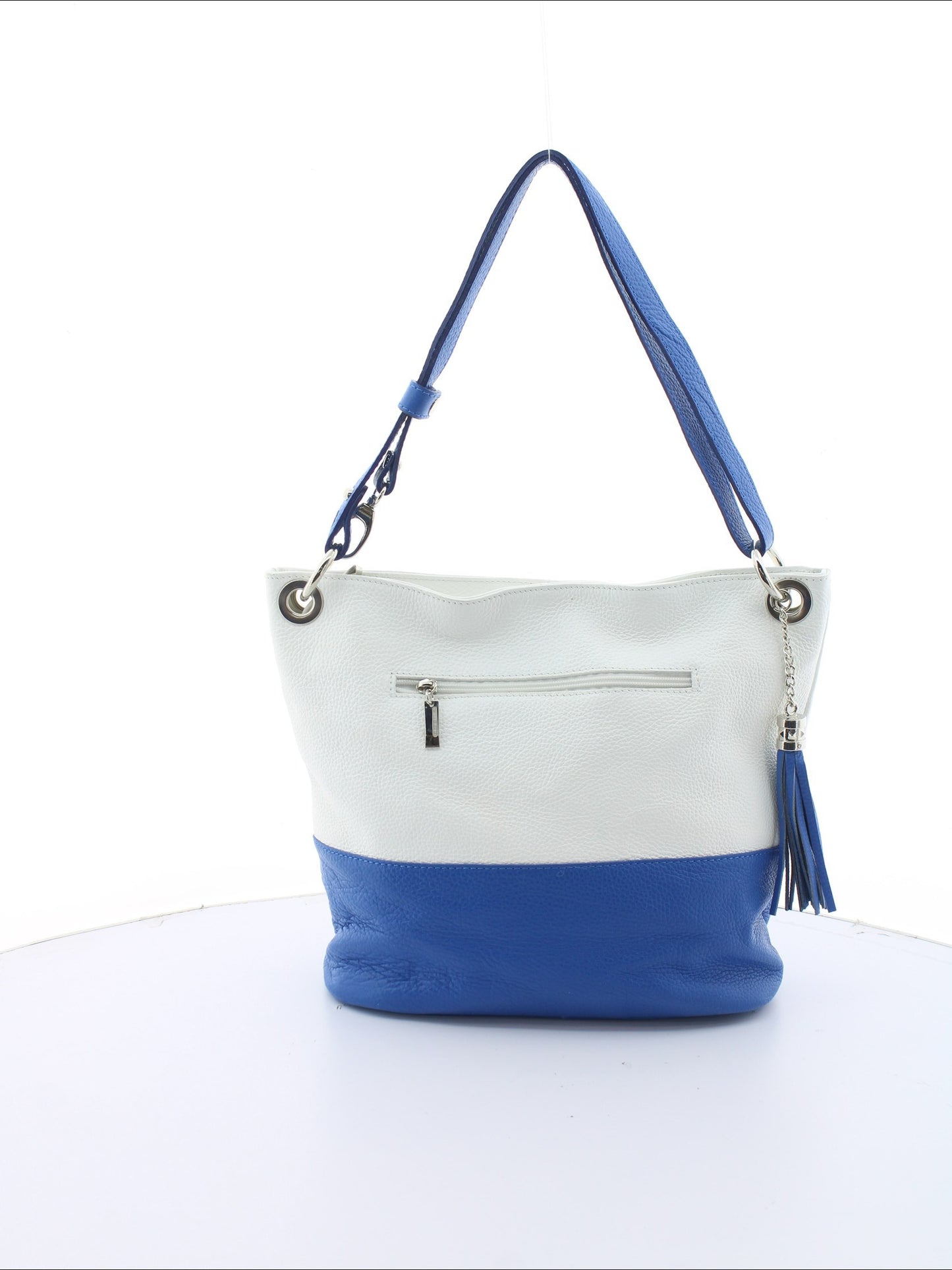 dee833ee763e795821019beece064556