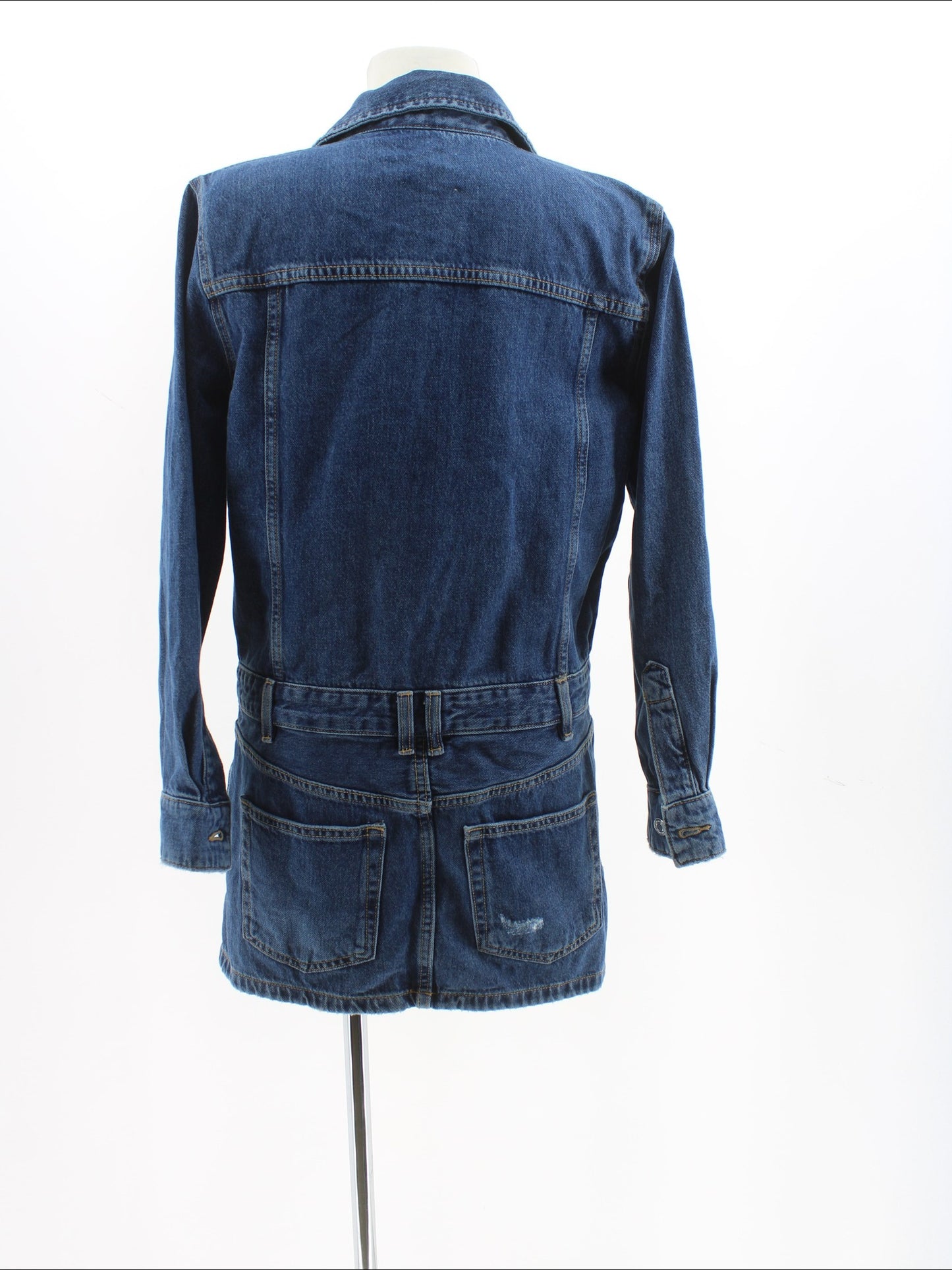 006938d6fba67e950b618e0b3a71c19b