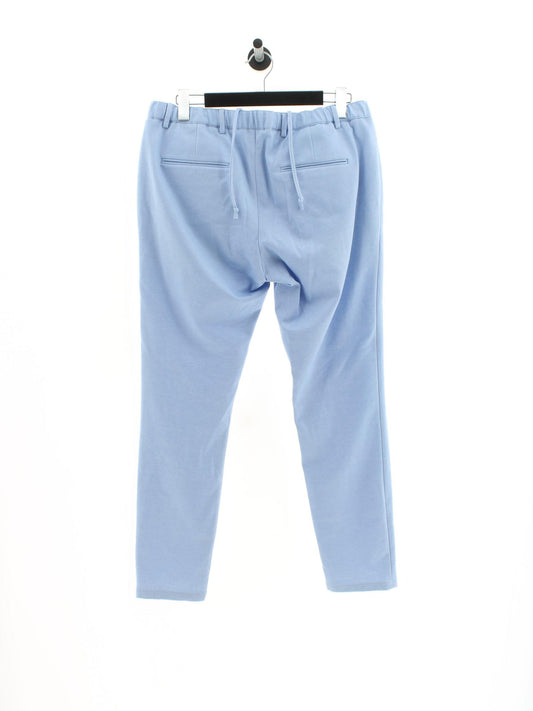 a7dac5cac209ef1a2b8dfa26bae5a352