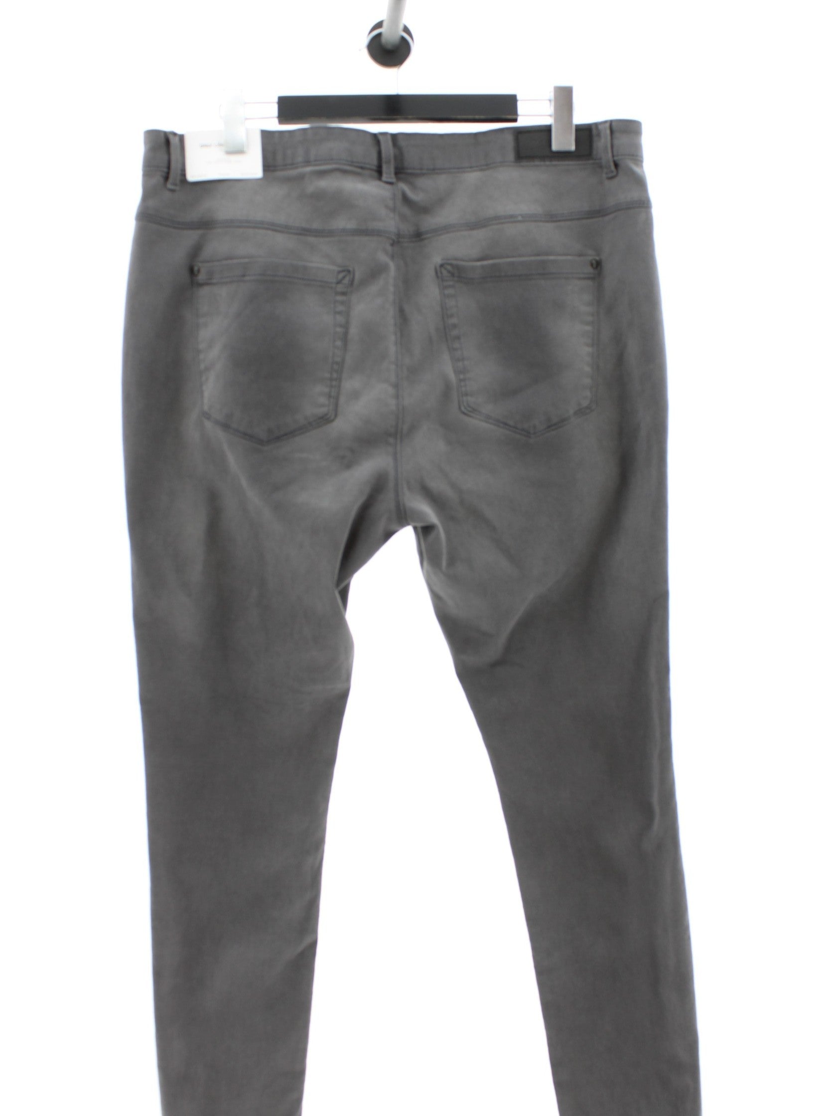 6a46bb2bddbeaa8c050a0895d139c701