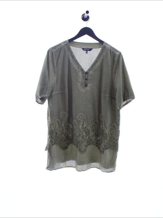 d9cc9e7c0b5b160b0a8528cb6c7ad2b3