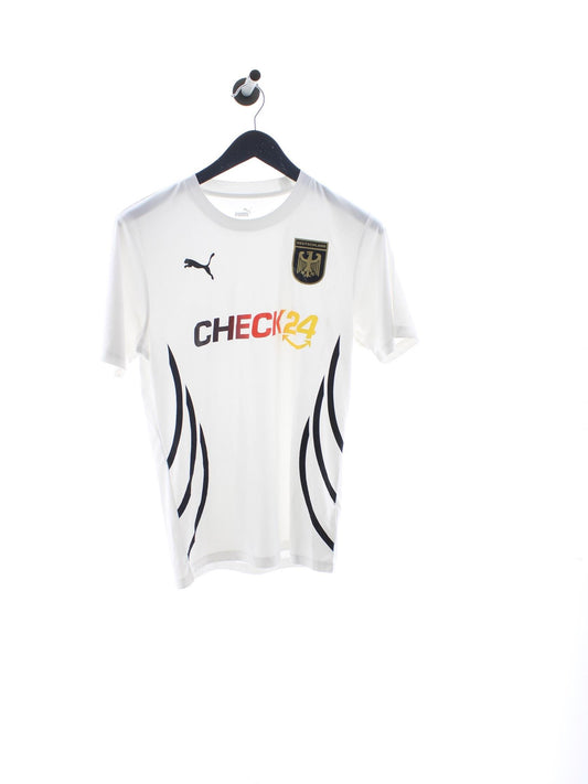 944cb9b85ba3eee0ab08d8a03fd7cf67