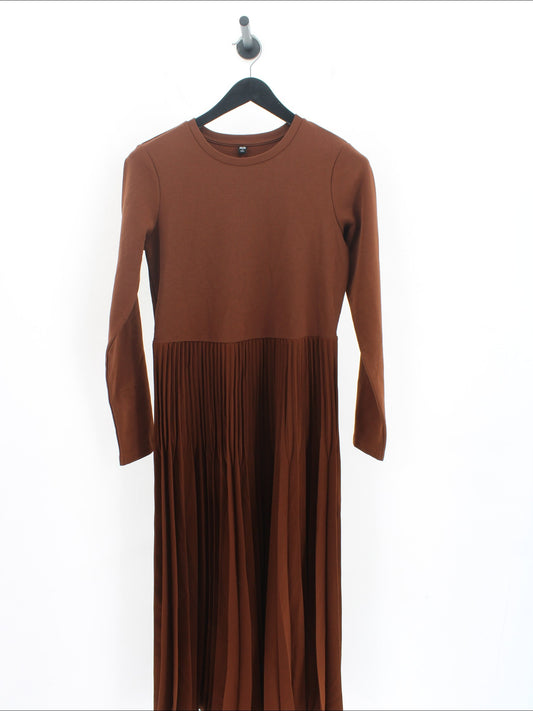 Sukienka UNIQLO Rozmiar: M