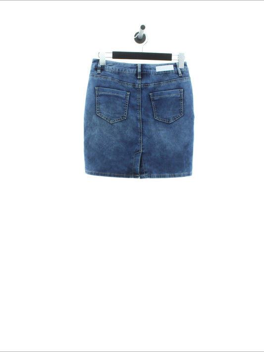 98d63098325045e396e129f284ec557e