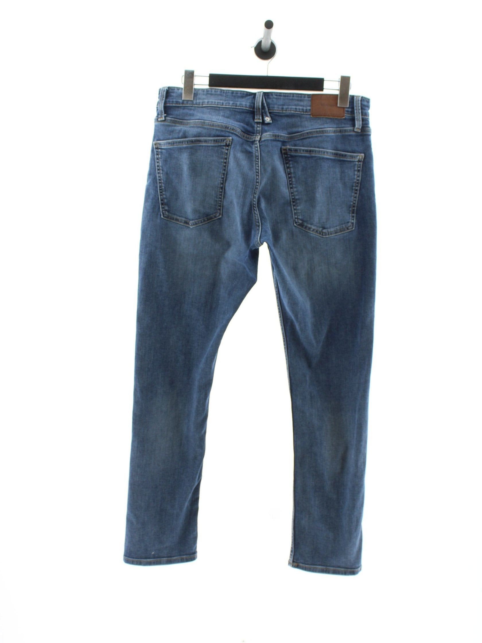 738cc839f45e1ba99eb5c522bc16d8f9