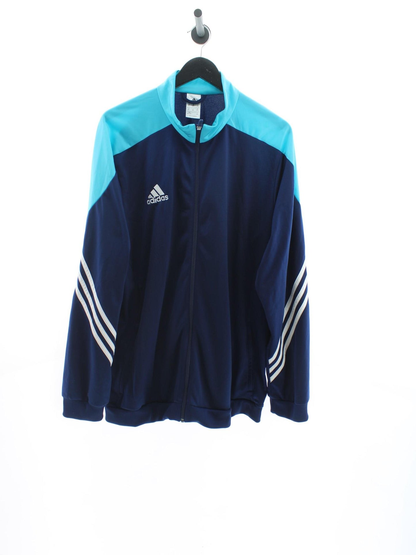 0141969eff4ea60cffbc7654dcd66cde