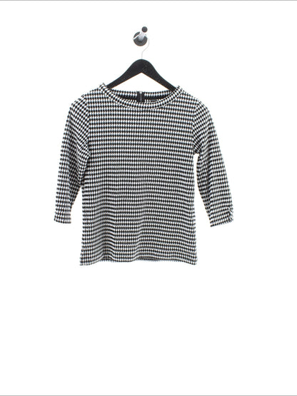 61a690c3b19e3a952343f705ee0cdc75