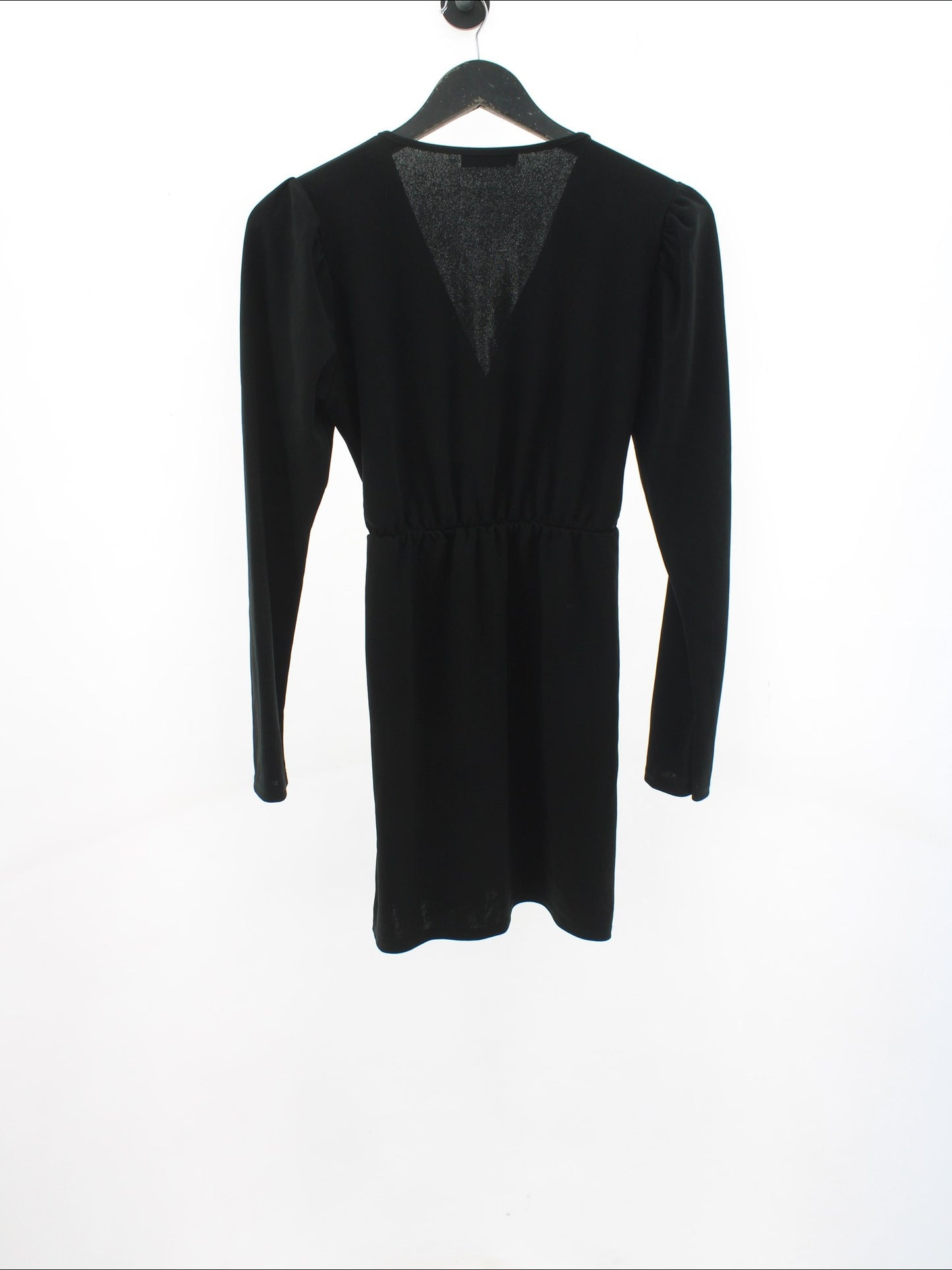 ee837d20ef8b318de29ba84bd582fc12