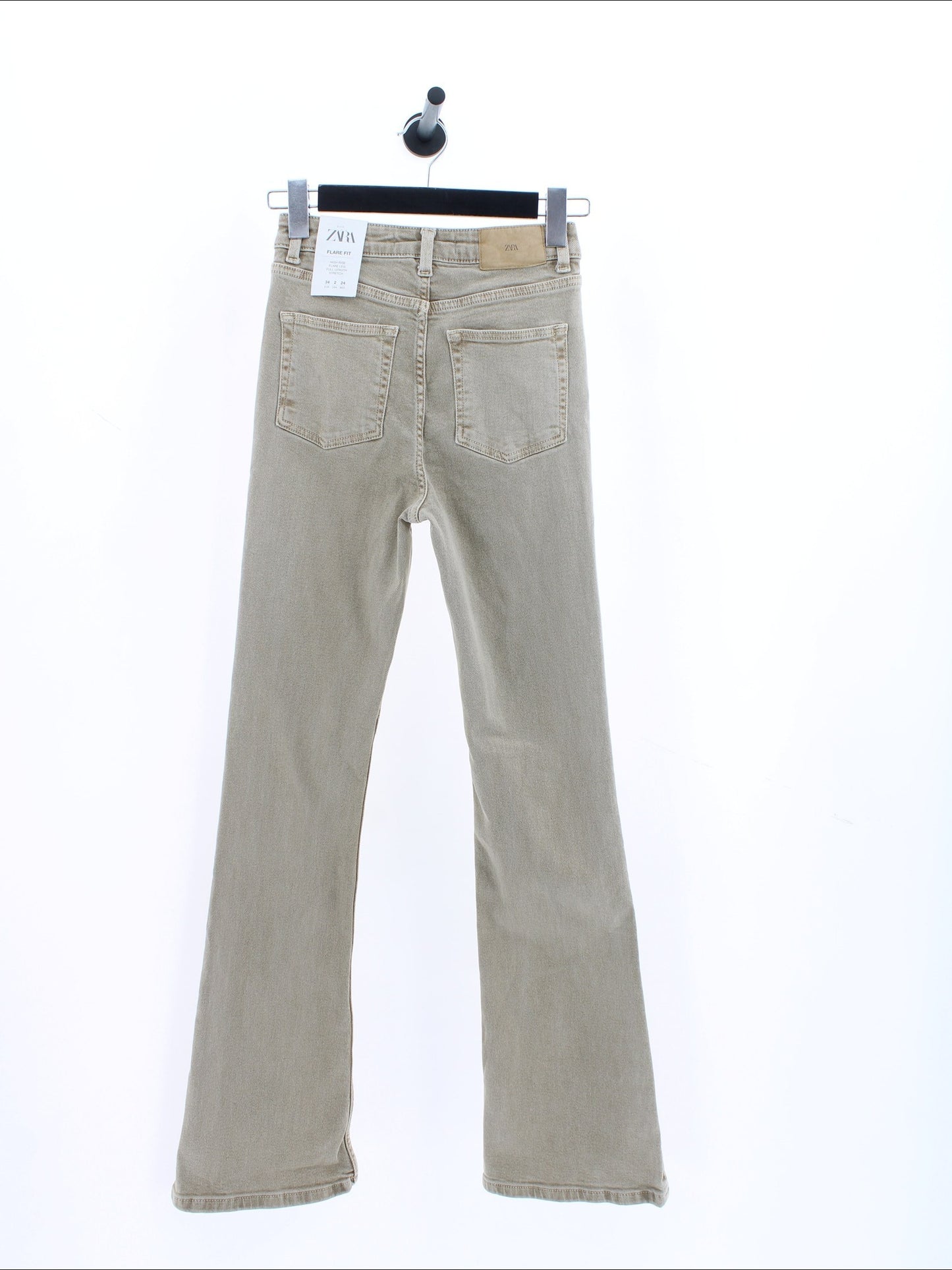 49b6fb5f1330872a08d880b82a789857