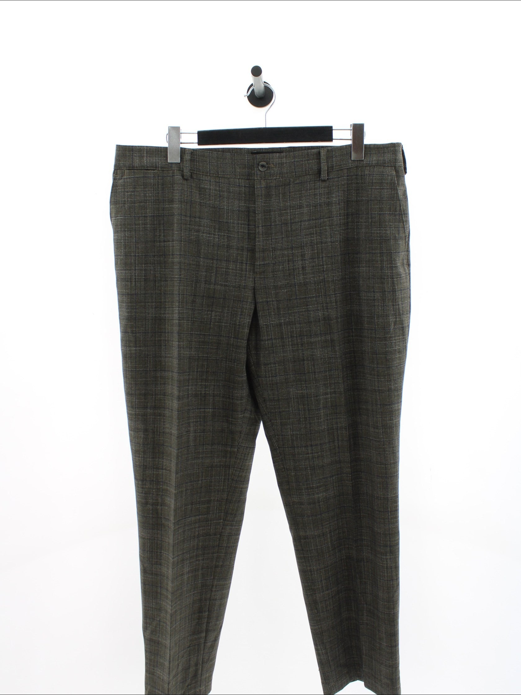 4d4f63170d831d93fb7eb84807460f01