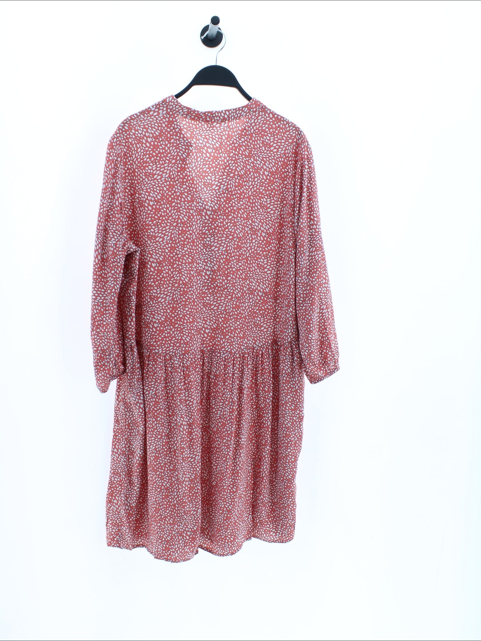 02b434b11e2a83f8bb39d51f63c44758