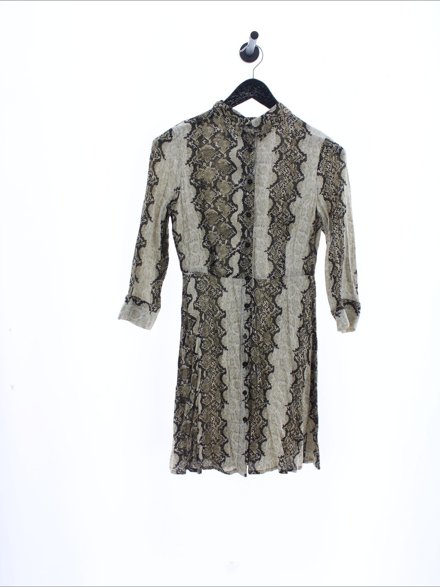 efed810a8fe1497229d9230db90f090b