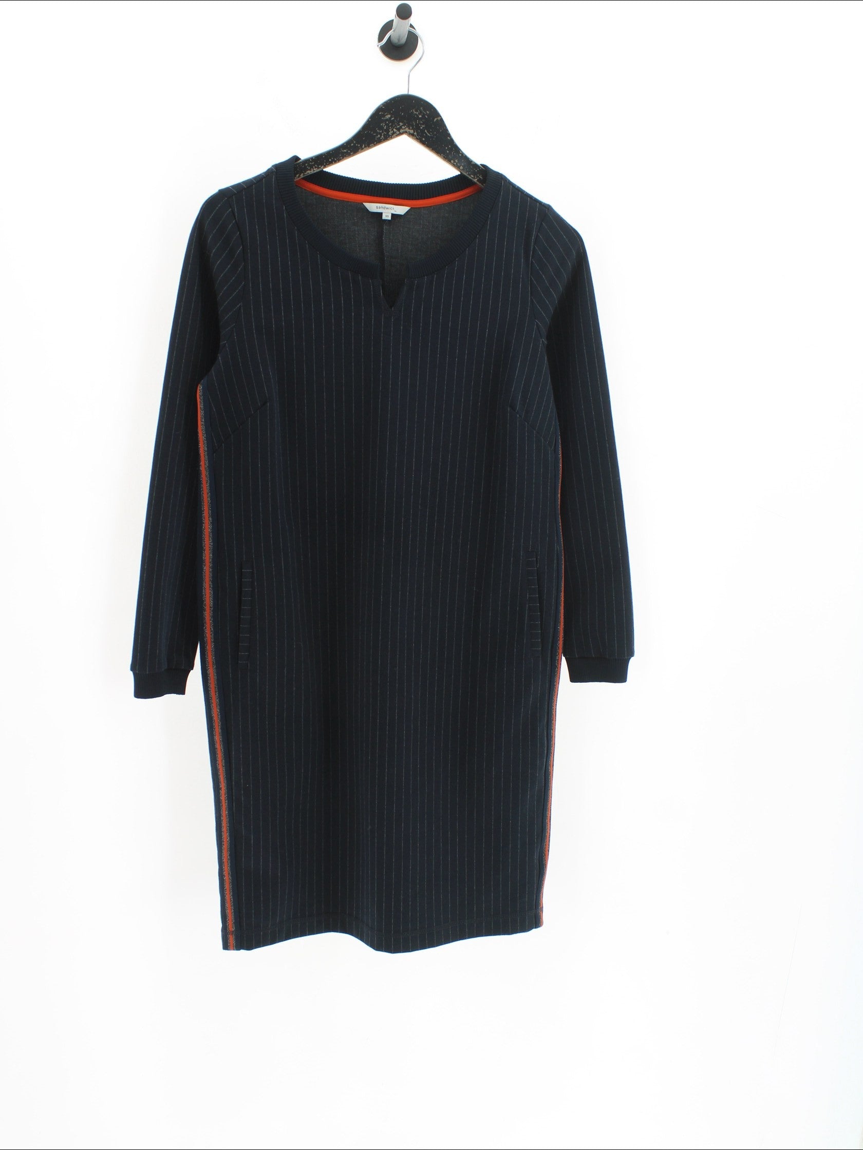 923defbb86fb43a4120611a576b03258