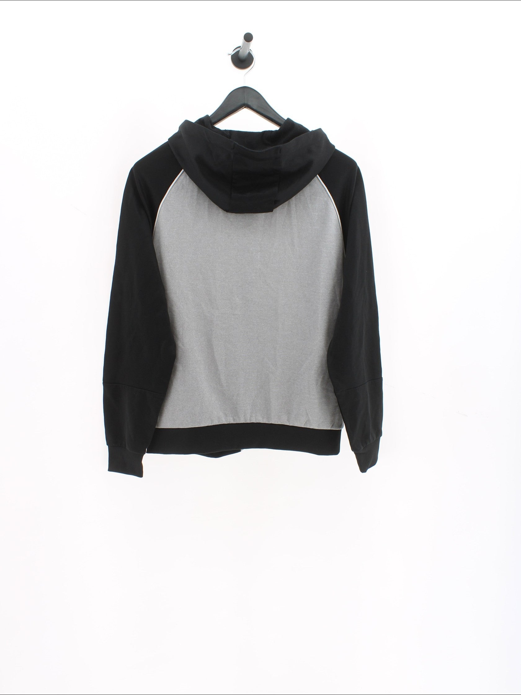 c0453d5e72992485493c1a7b910379f3