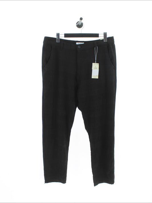 b121009e80188c0a80b2cc3189744c6a