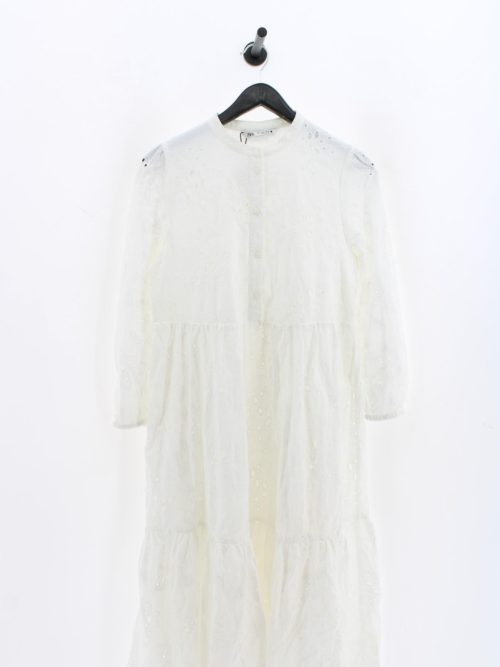 3299f7517c9c7506e2589439b572f371