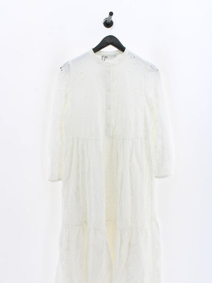 3299f7517c9c7506e2589439b572f371