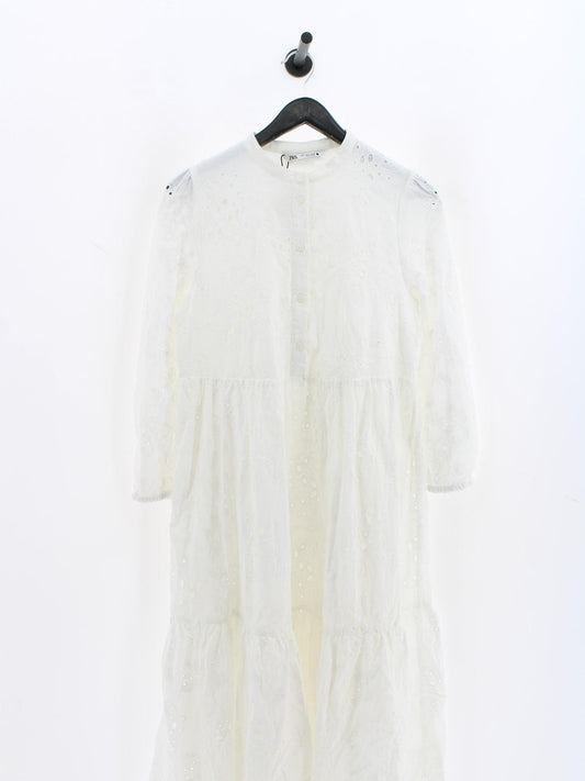 3299f7517c9c7506e2589439b572f371