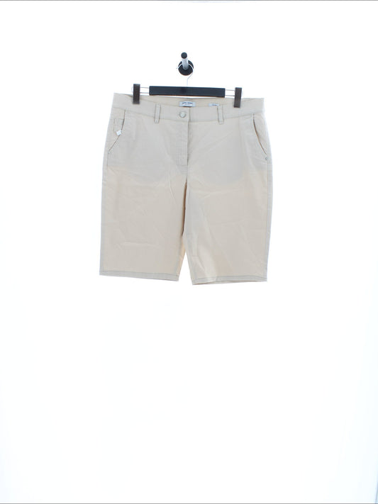 fd034afbe7b2bd63f53289a05b273deb